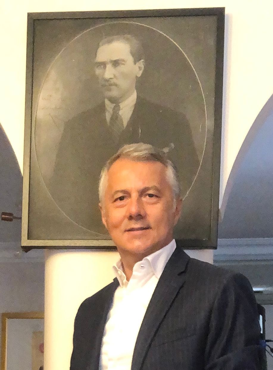 Dr. Tarık Şapçı